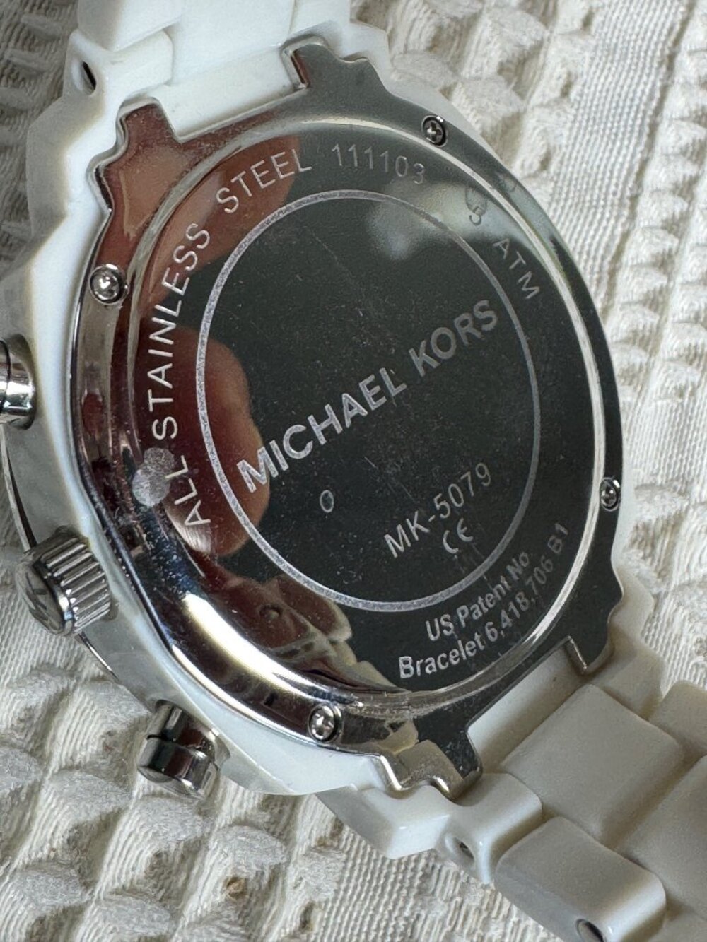 Michael Kors MK5079 Womens White Acrylic Band Watch MOP & Crystal Embellished - Picture 3 of 12